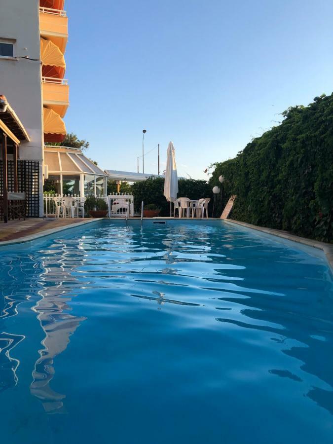 Park Hotel Александруполис Екстериор снимка